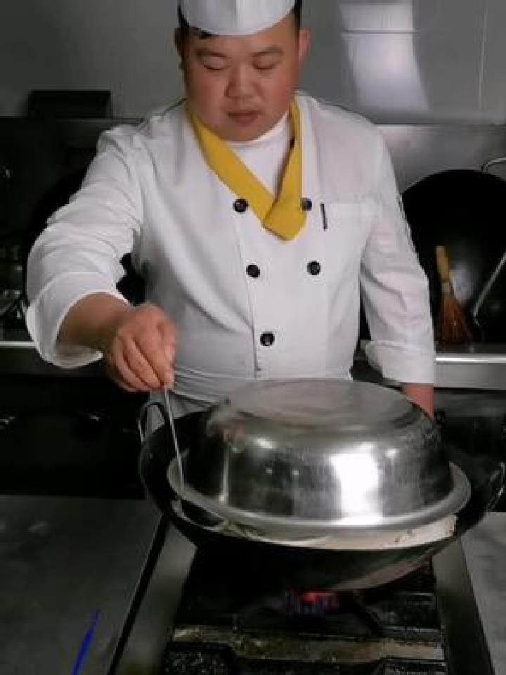 神仙鸡配方够清晰了吧?记住:菜单越厚,利润越溥!