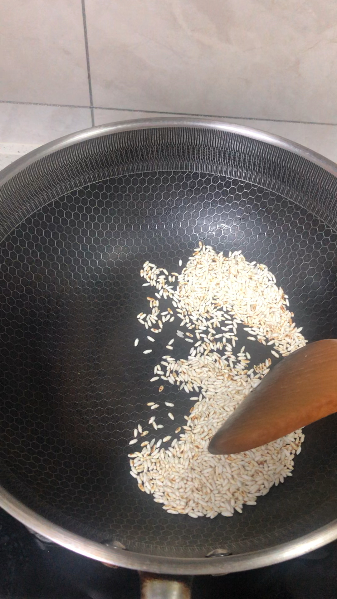 在家如何做正宗奶茶?冬日特饮奶茶