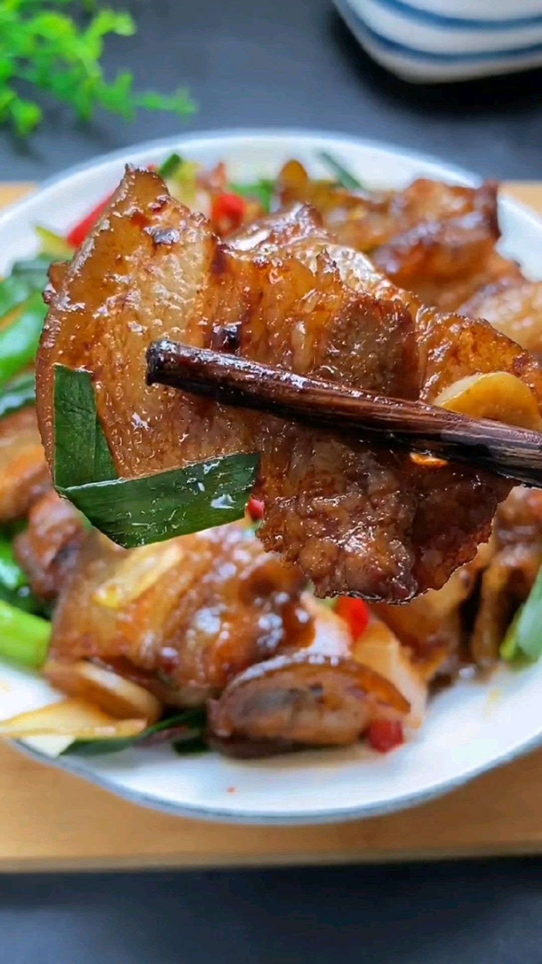 回锅肉的家常做法?