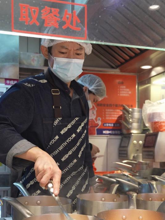 露营野炊想要与众不同,带上鱼你在一起预制菜,溪边也能秒变大厨