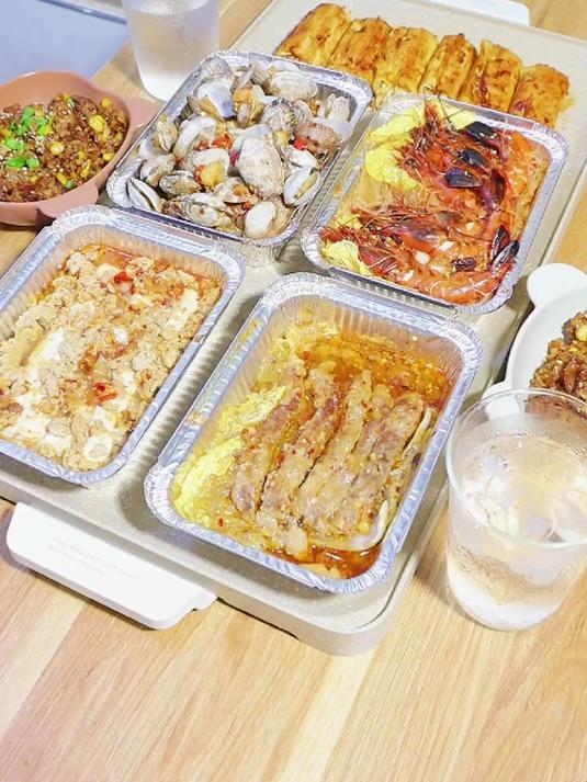 吃到了他日思夜想的锡纸烧烤