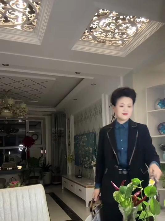 辽宁宝宝点的承德特色菜,战战兢兢地端上白菜溜鸡片,来吧