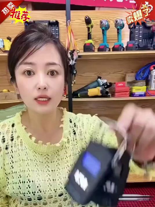 家用小秤真实用,年货采买称得准,公平交易心踏实