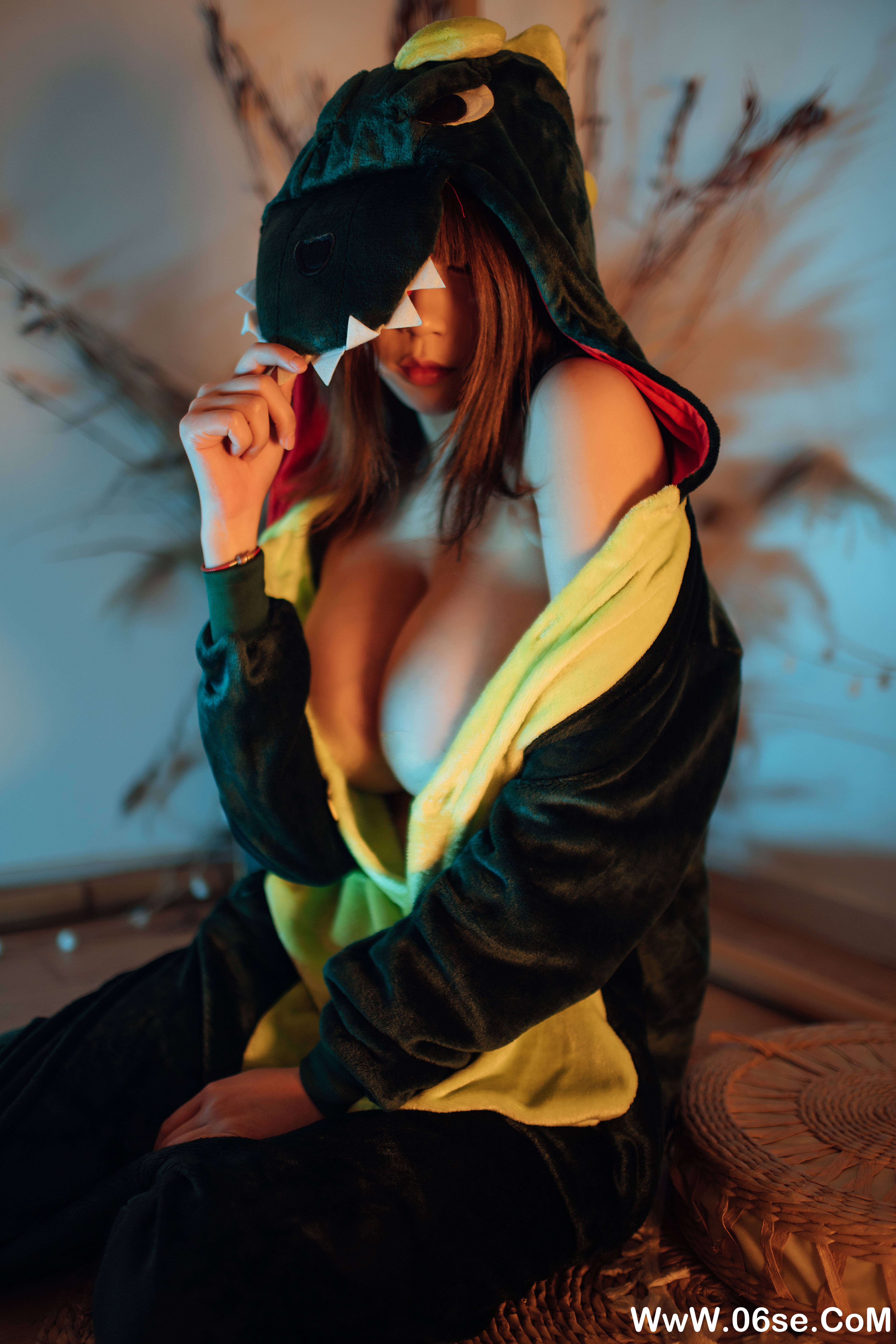 奈汐酱nice NO.018 – 哥斯拉 [55P1.69G]-六色网