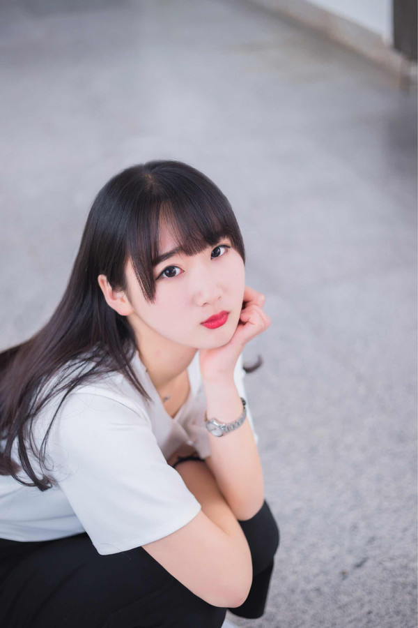 图片[2]-九头身少女-六色网