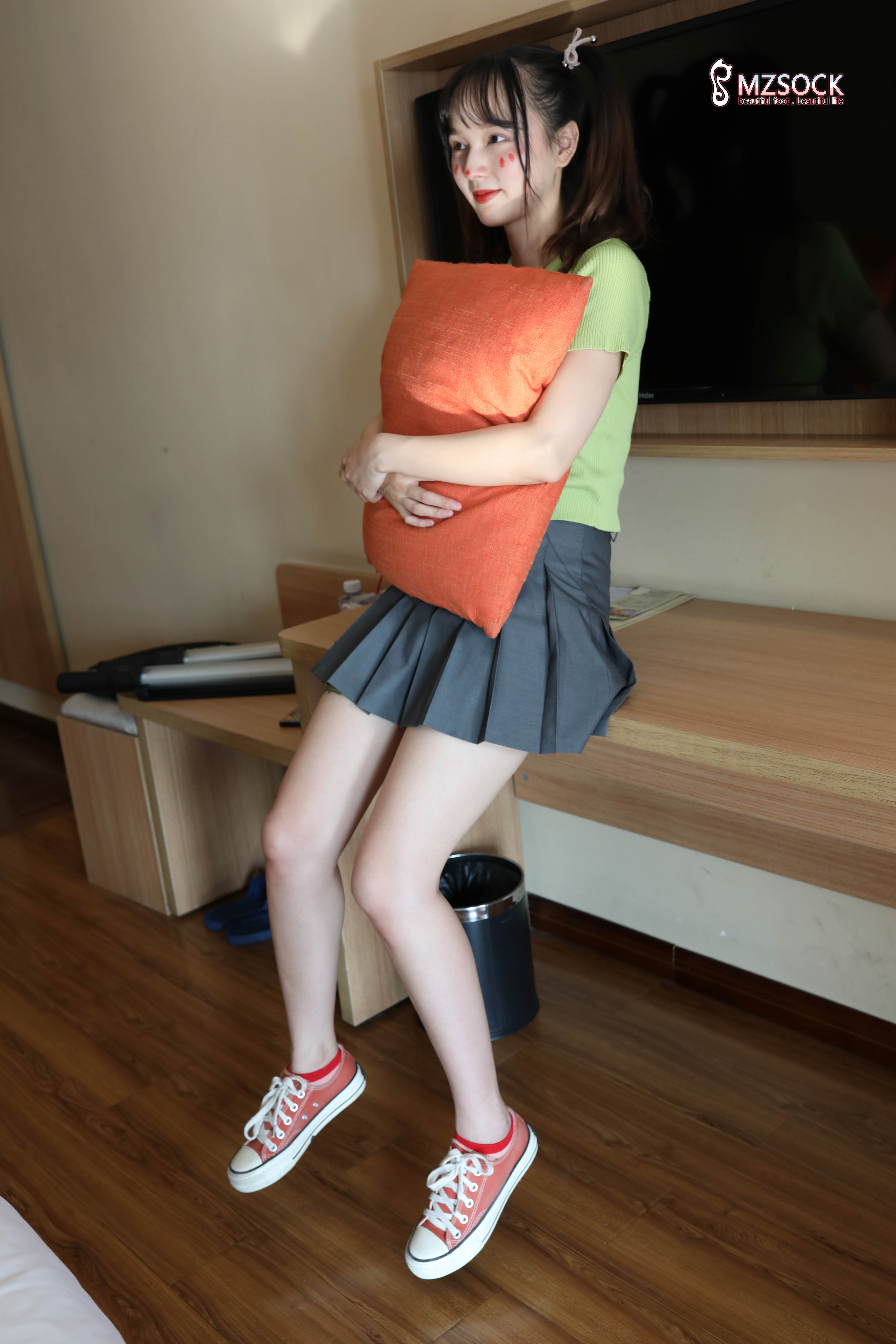 图片[10]-[MZSOCK]爱美足 NO.084 悦悦[79P182M]-六色网