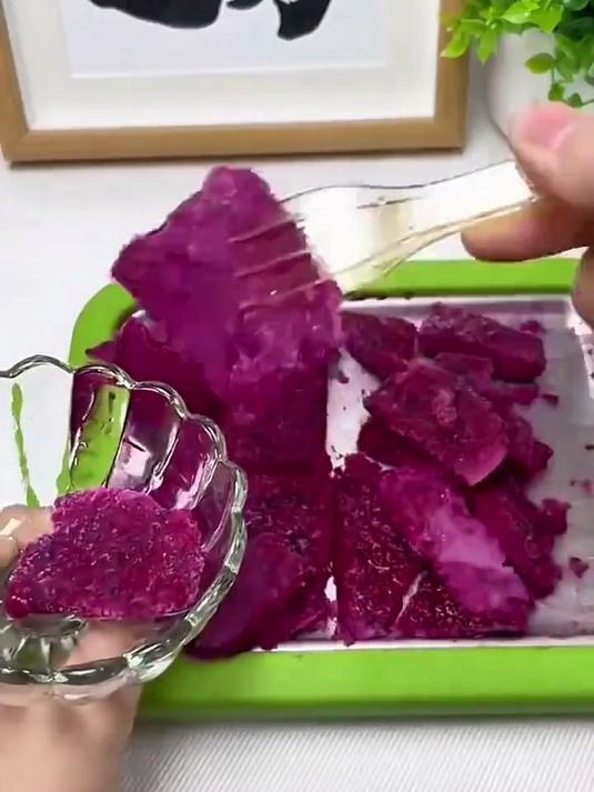 冰凉香甜的炒酸奶超好吃,不插电的炒冰机小朋友用着更安全