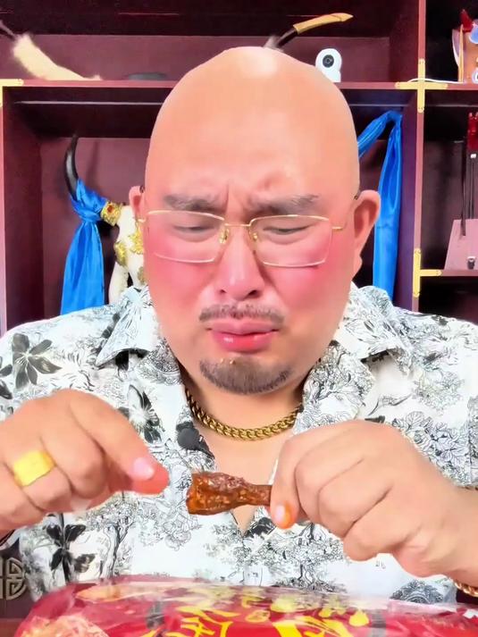 开箱试吃湖南长沙特产盲盒 我蒙古辣王爱吃湖南长沙特产