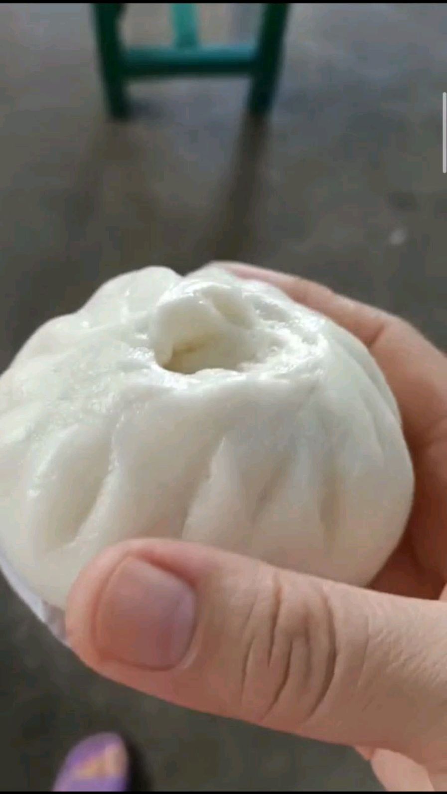 轻松做出早餐店的包子感觉。面粉一斤在家,奶粉50克。酵母5克。白糖10克。温水260克