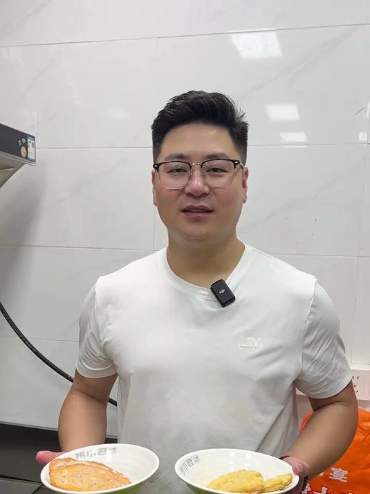 金黄酥脆大鸡排！饼小君杂粮煎饼