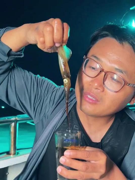 夏天又是钓鱿鱼的季节了,这样吃鱿鱼究竟有多鲜