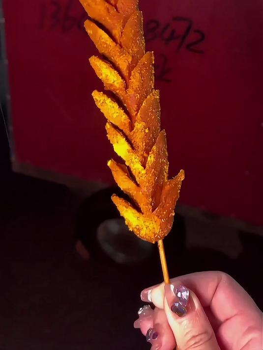 无牌匾炸豆腐串