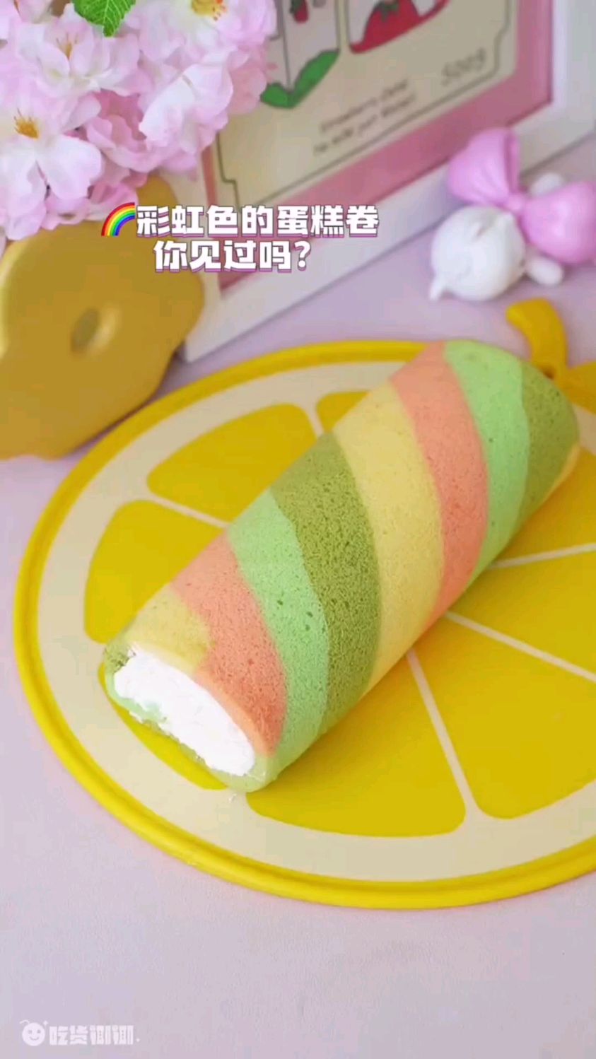 彩虹蛋糕卷 棒棒糖太治愈了