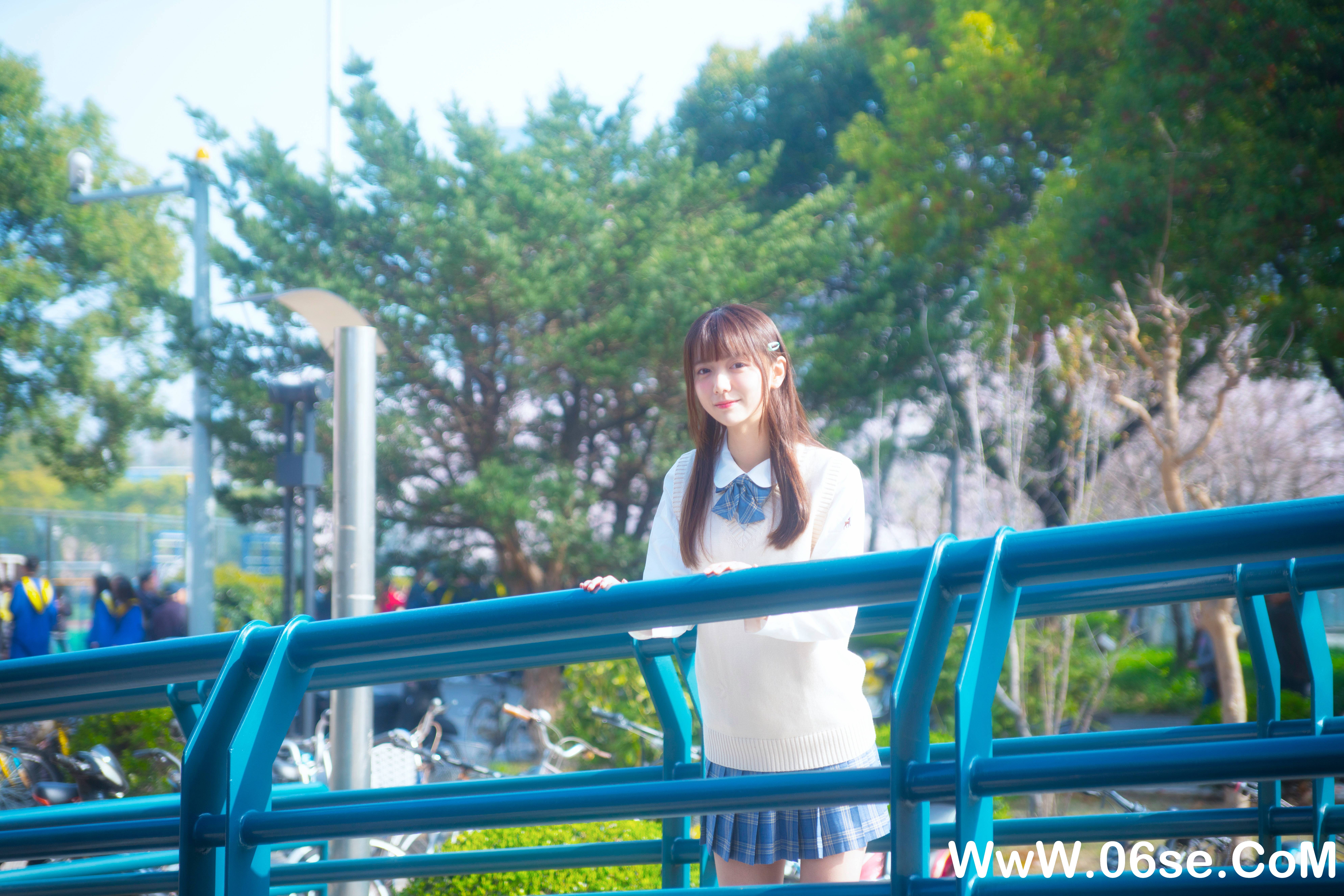 图片[2]-陆卿卿kyokyo NO.001 — 樱花与JK[9P41M]-六色网