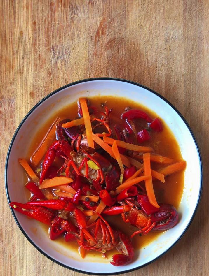 小龙虾要煮多久才熟透,像我这样煮5分钟就行