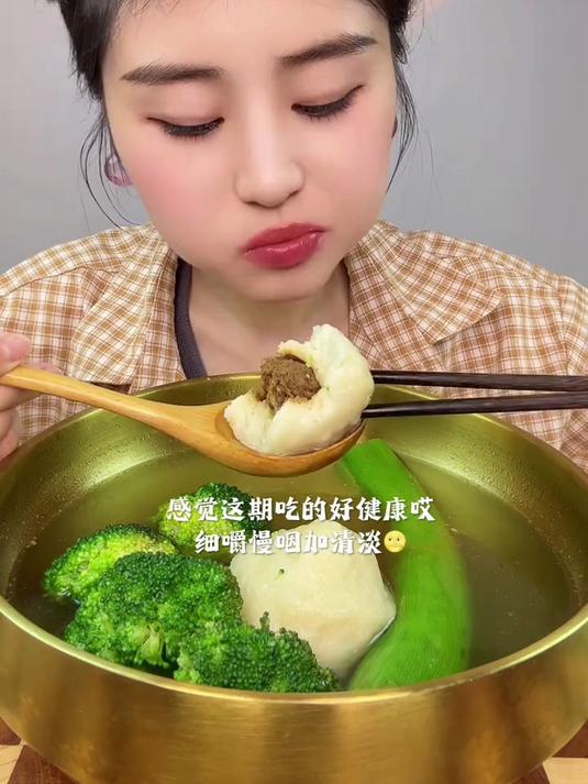 清淡且好吃的大鱼丸丝瓜汤！