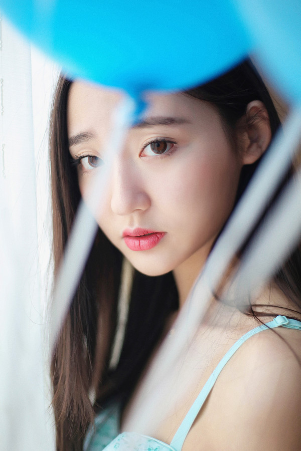 图片[5]-气球少女-六色网