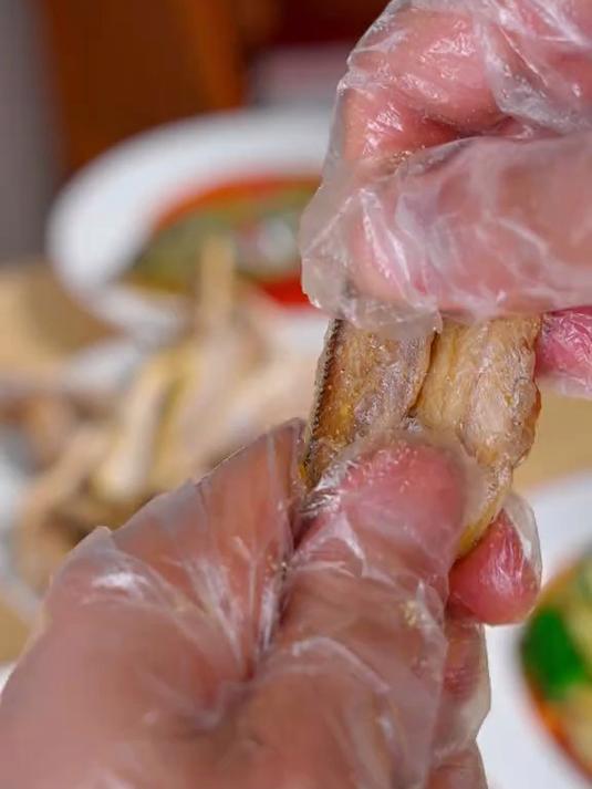 源头工厂,吃的放心,点击购买,黄鱼酥香酥入骨
