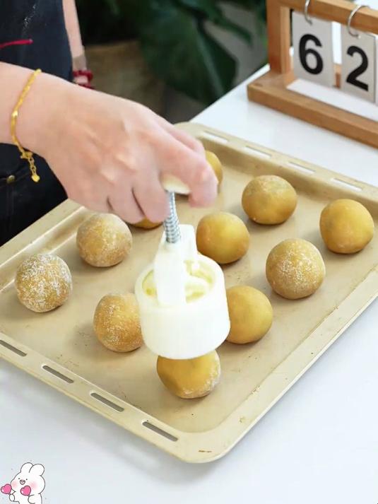 月满人间,模绘华风——手工月饼模具臻选