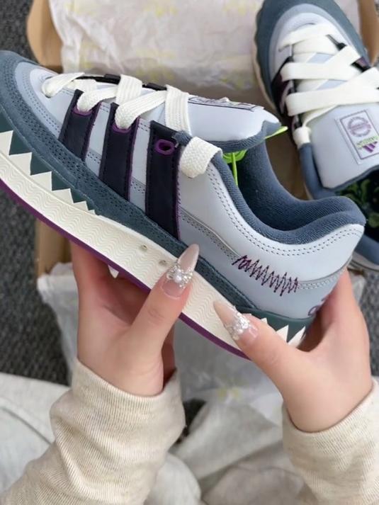 多肉葡萄紫!这双鲨鱼面包有点小酷!