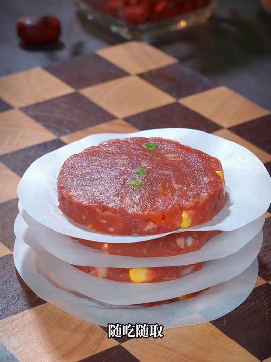 这是最近比较火的牛肉饼做法