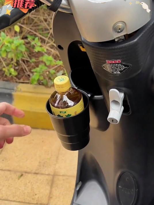 源头厂家电动车水杯架户外摩托车自行车水壶水杯奶茶杯置物架车内