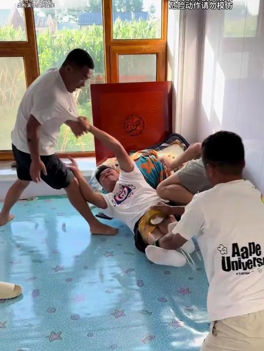 东北地桌烤肉嘎嘎香！