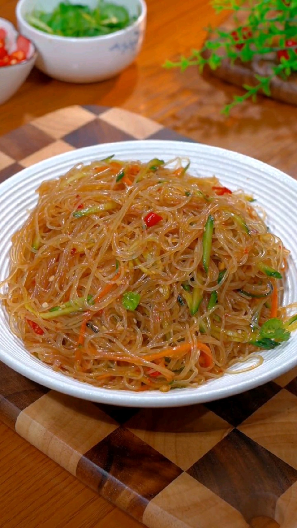 凉拌粉丝的家常做法