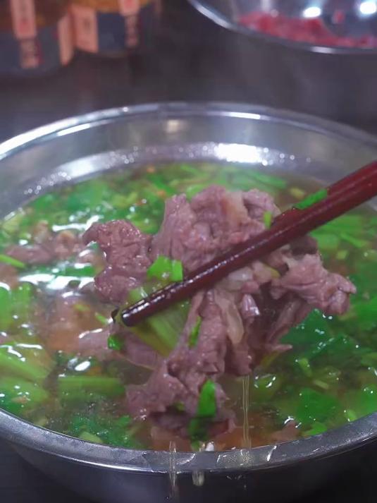 我们潮汕地区有名的潮汕牛肉汤