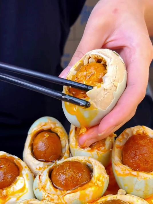 海鸭散养!广西烤鸭蛋鲜掉眉