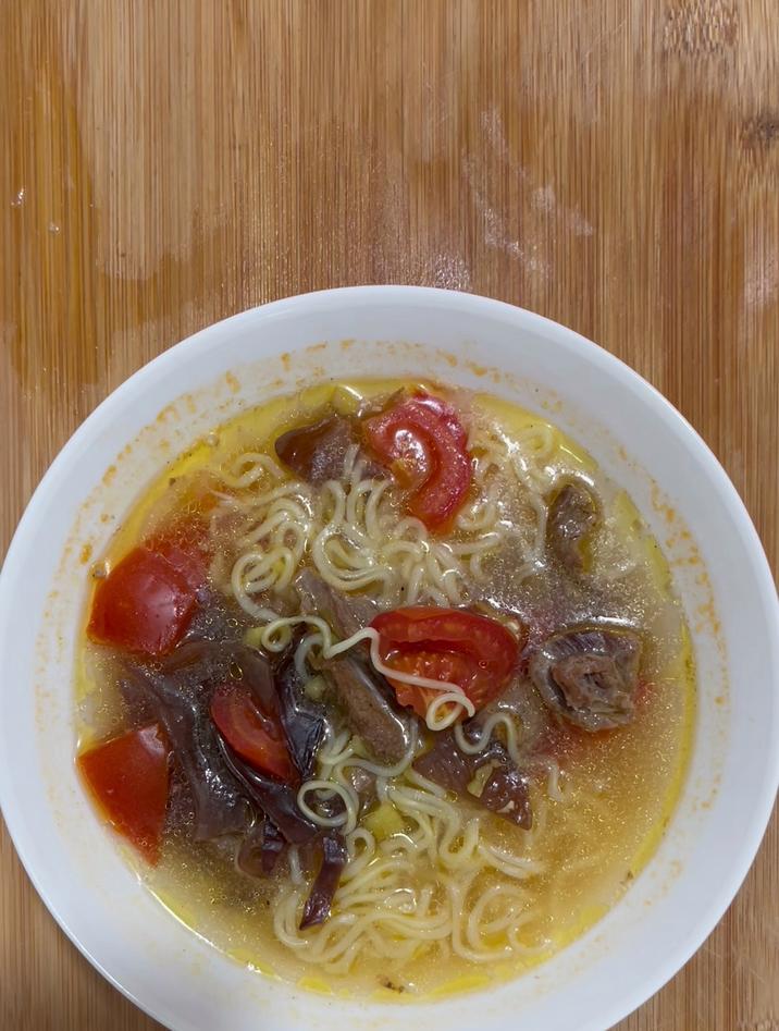 西红柿牛肉面怎么做家常做法,像我这样做,简单好吃