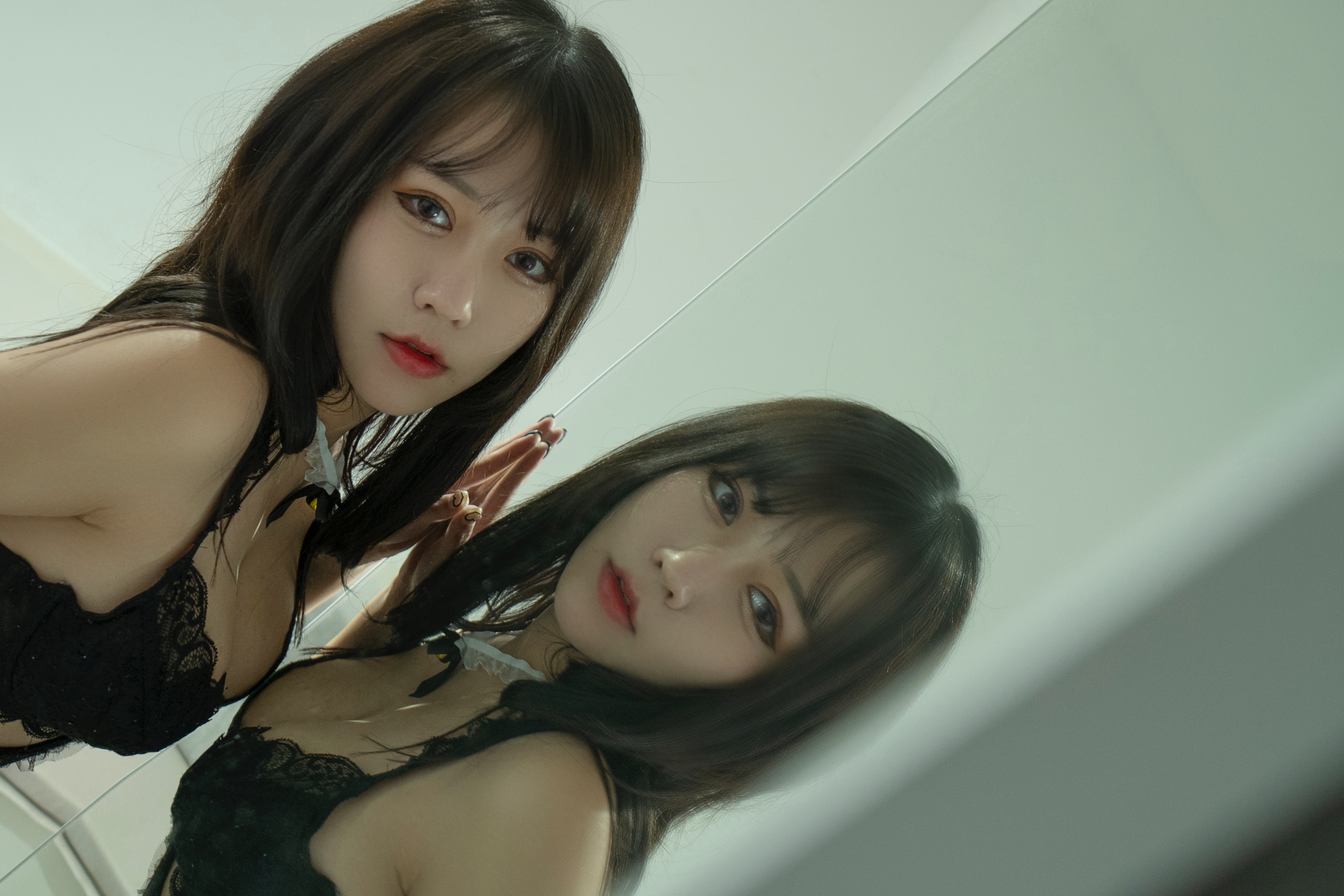 图片[5]-小何同学 – 063 汐黑丝 [32P87M]-六色网