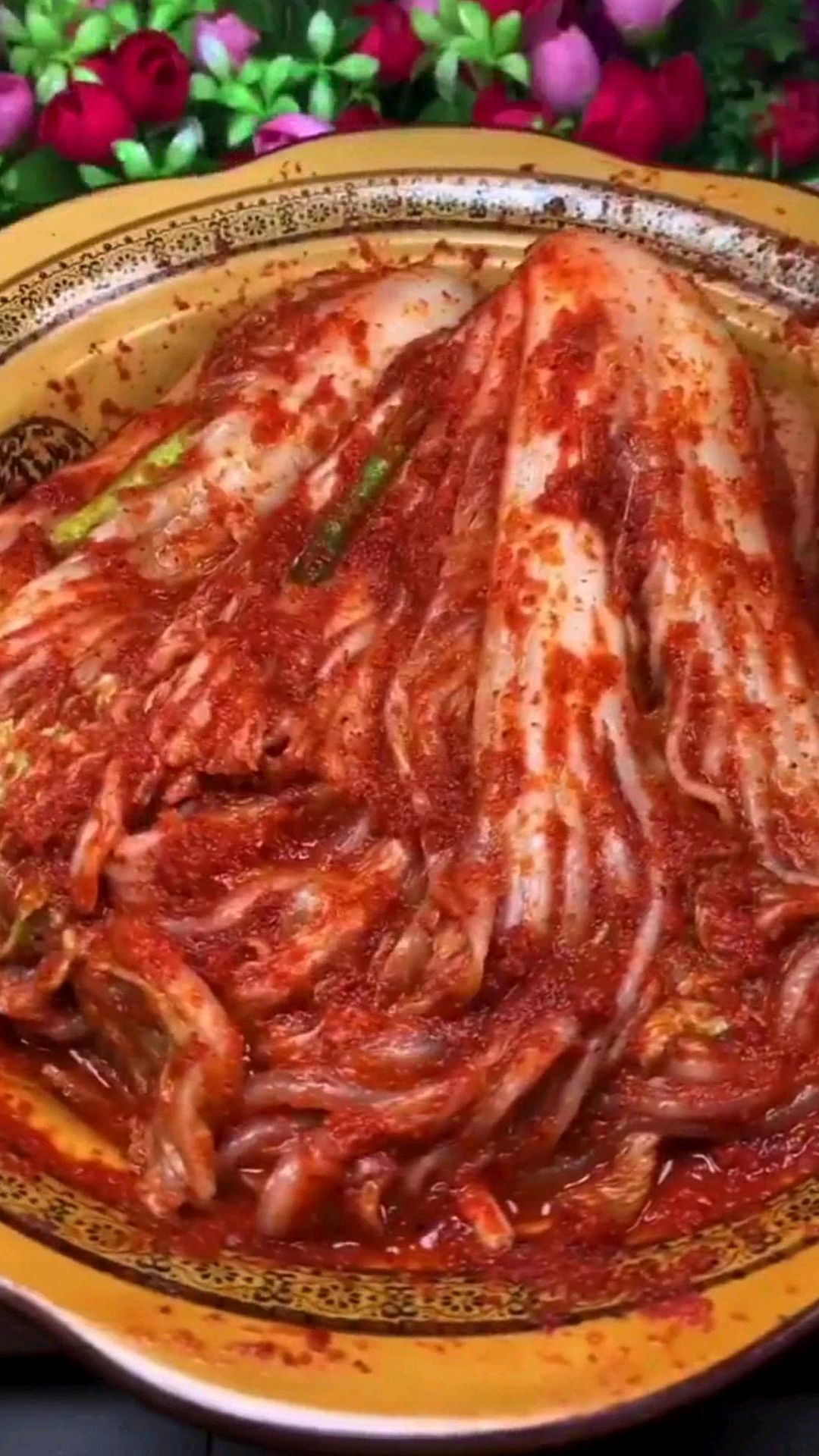 天气变冷了,吃点辣白菜是不错的选择!但是你知道怎么做好吃呢?停住,跟我一起做吧