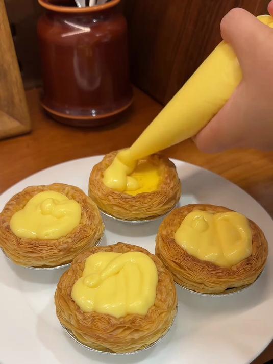 分享几个烤箱食谱:冰淇淋小饼干玉米蛋挞布朗尼曲奇猪肉脯