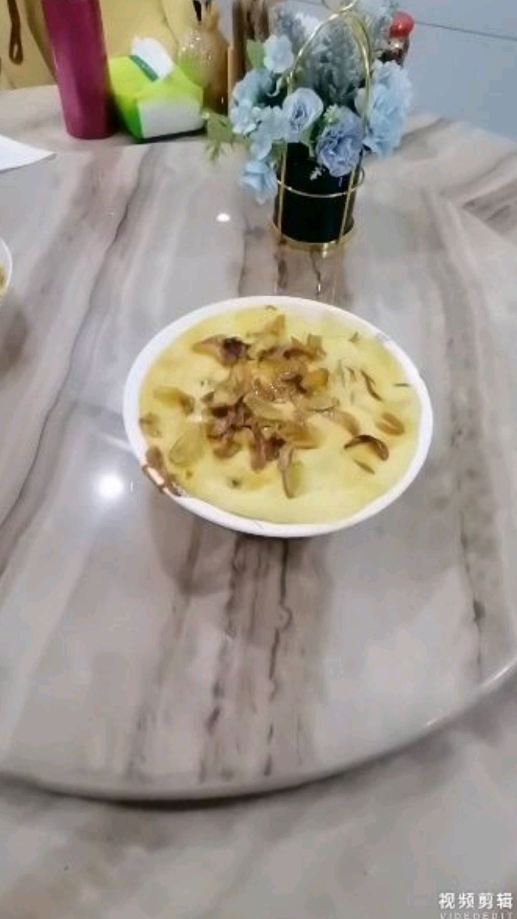 姜蒜飘香的干贝蒸蛋_干贝蒸蛋做法_香味十足口感软糯
