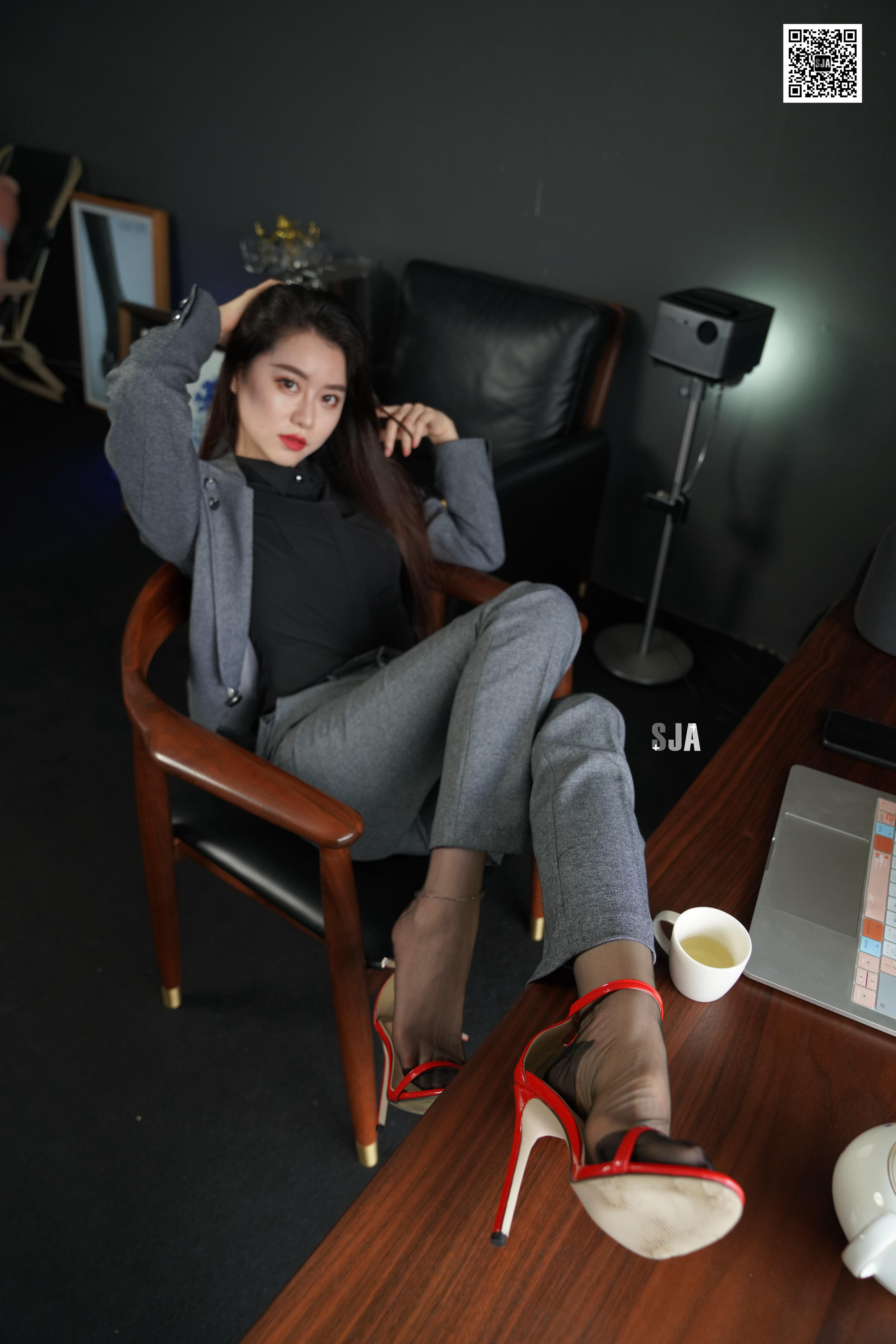 图片[38]-[SJA佳爷]闺蜜视角 NO.062 毒 [67P+67M]-六色网