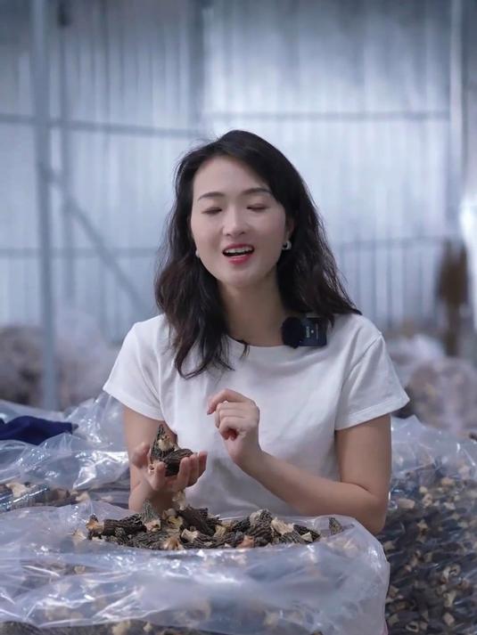 脆嫩鲜香!干羊肚菌炒虾仁,Q 弹入味超好吃