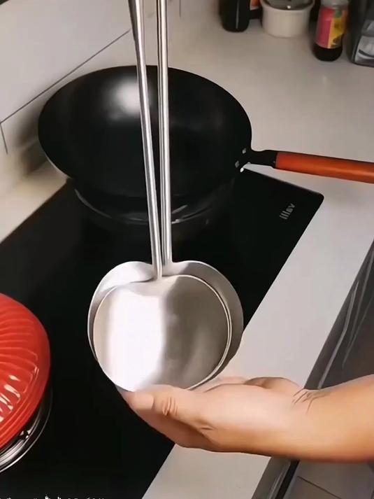 不锈钢炒勺锅铲全新带挂孔炒菜勺加厚家用商用厨师专用炒菜铲子铲