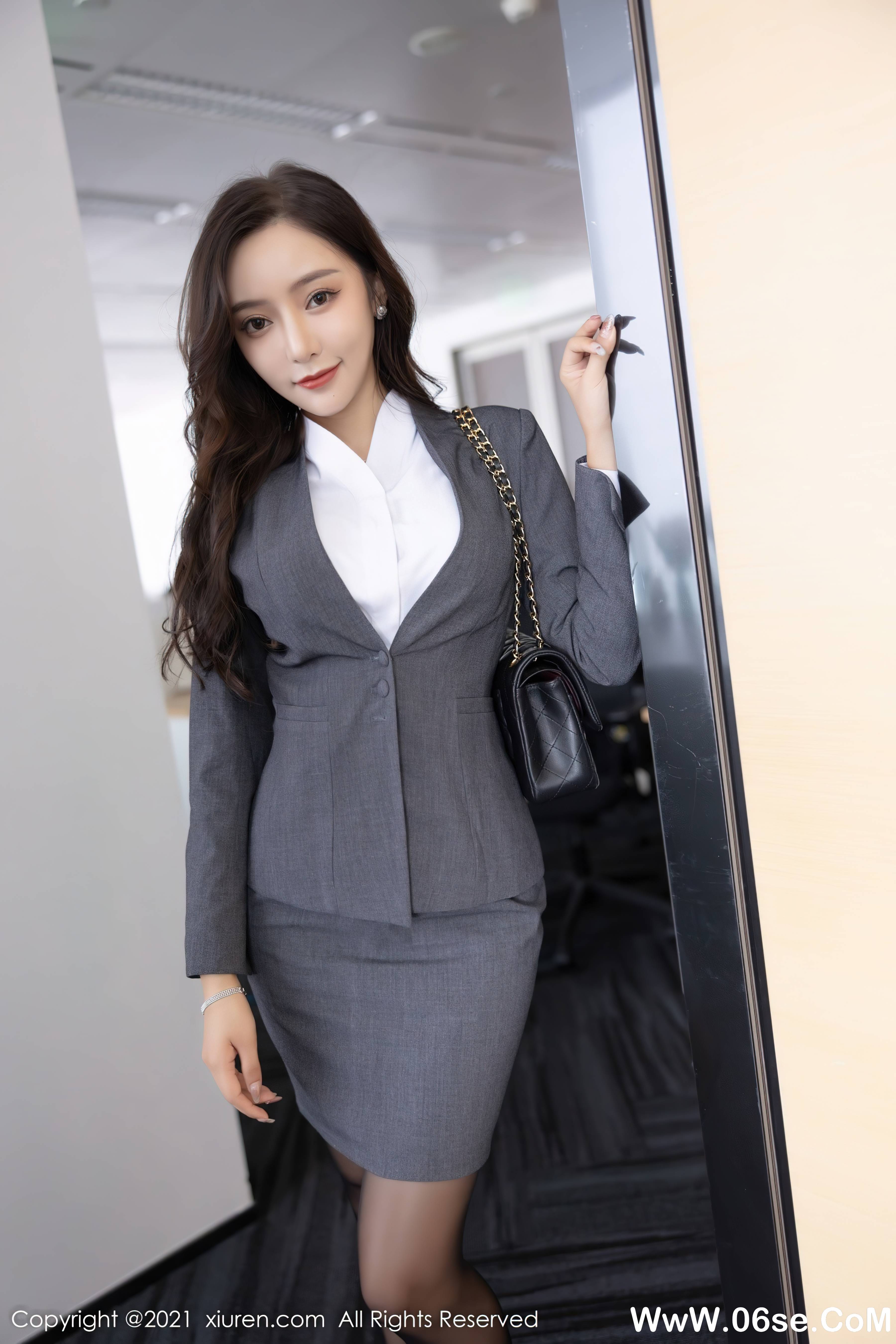 图片[10]-[XIUREN秀人网] 2021.12.06 NO.4304 王馨瑶[101+1P834M]-六色网