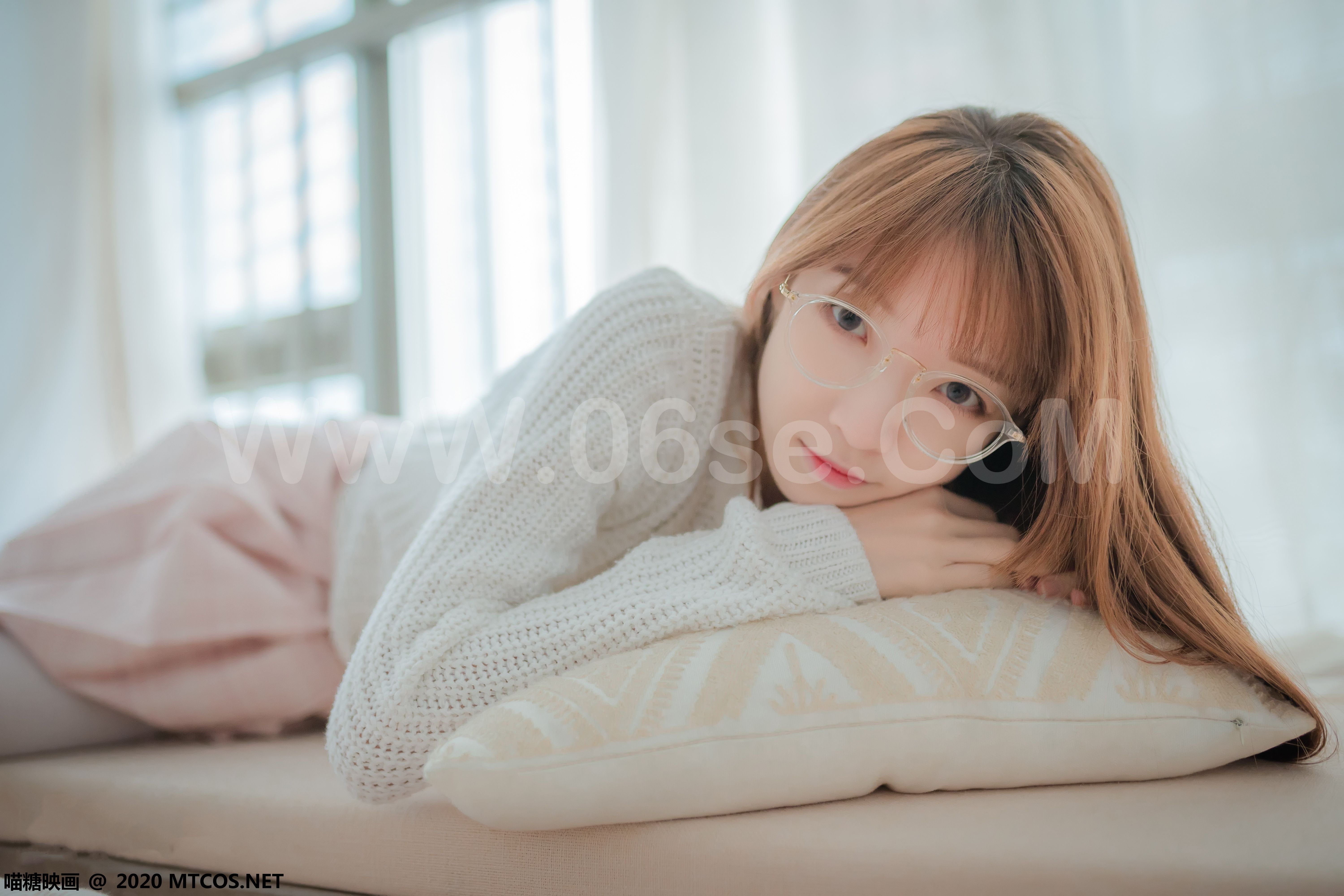 图片[18]-[MTCos] 喵糖映画 Vol.077 粉格裙的眼睛娘-六色网