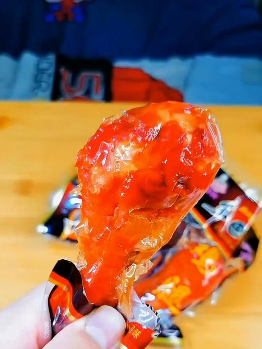 喷香喷香的零食我爱吃 鸡腿 零食 夜宵