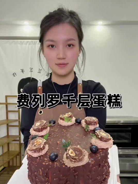 没人能拒绝的巧克力千层脆皮梦龙蛋糕,做法其实没那么难