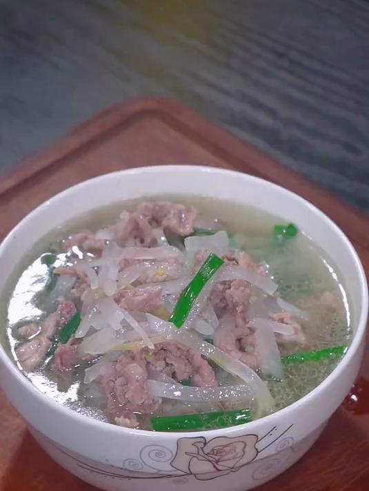 秋冬季一定要给家人多喝这个汤，好喝又有营养