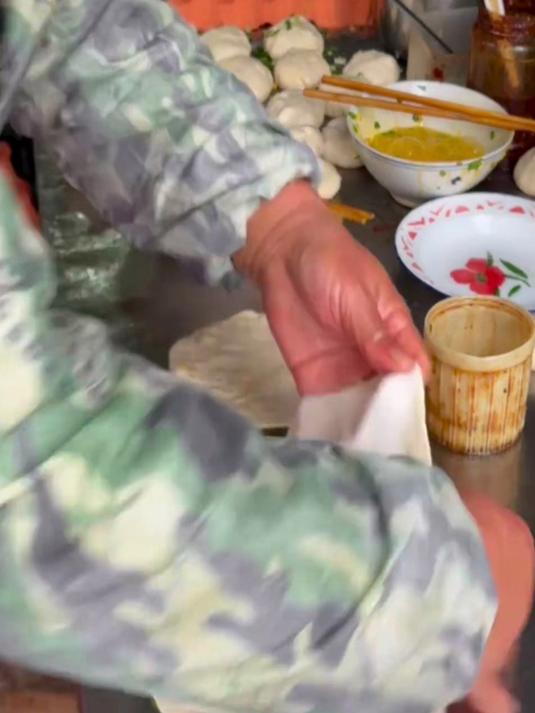 软皮鸡蛋饼