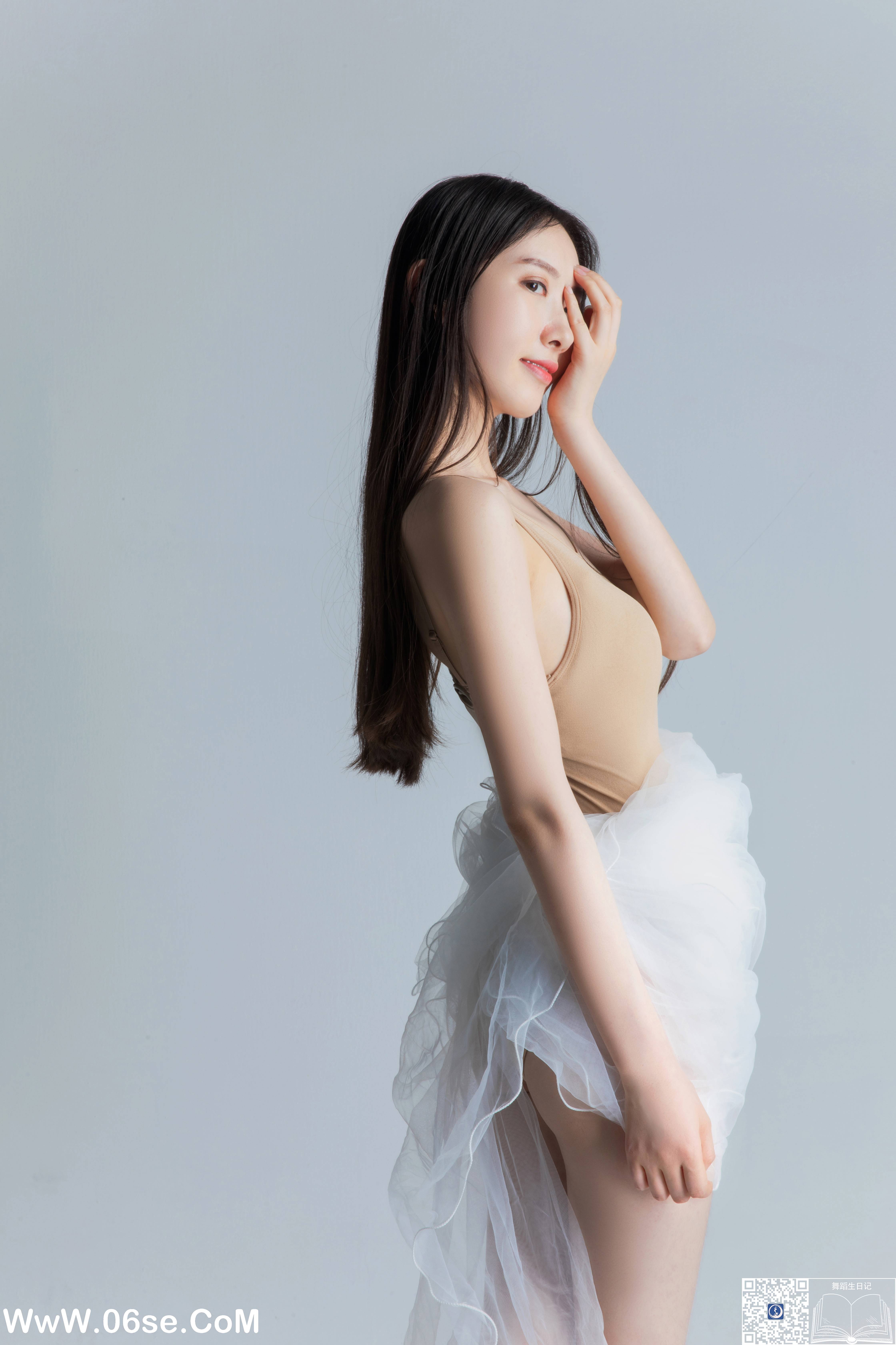 [GALLI嘉丽]舞蹈生日记 017 - 黛西[32P255M]-六色网