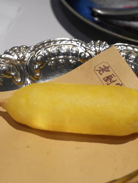 在锅包肉创始店,点了个油炸冰棍,这菜谁研究的呢