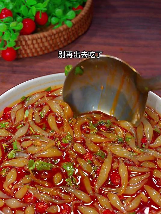 夏天到了,爱吃凉粉鱼鱼的别再出去吃了