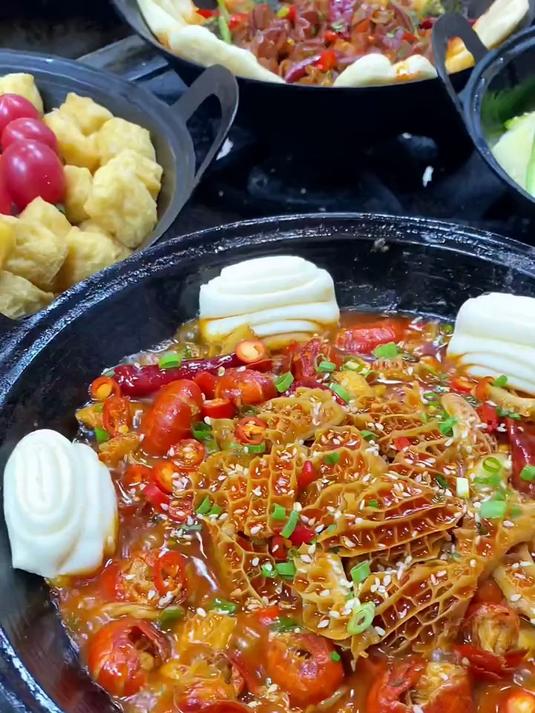 特色小地锅 口味多 菜品多 吃过的都说好