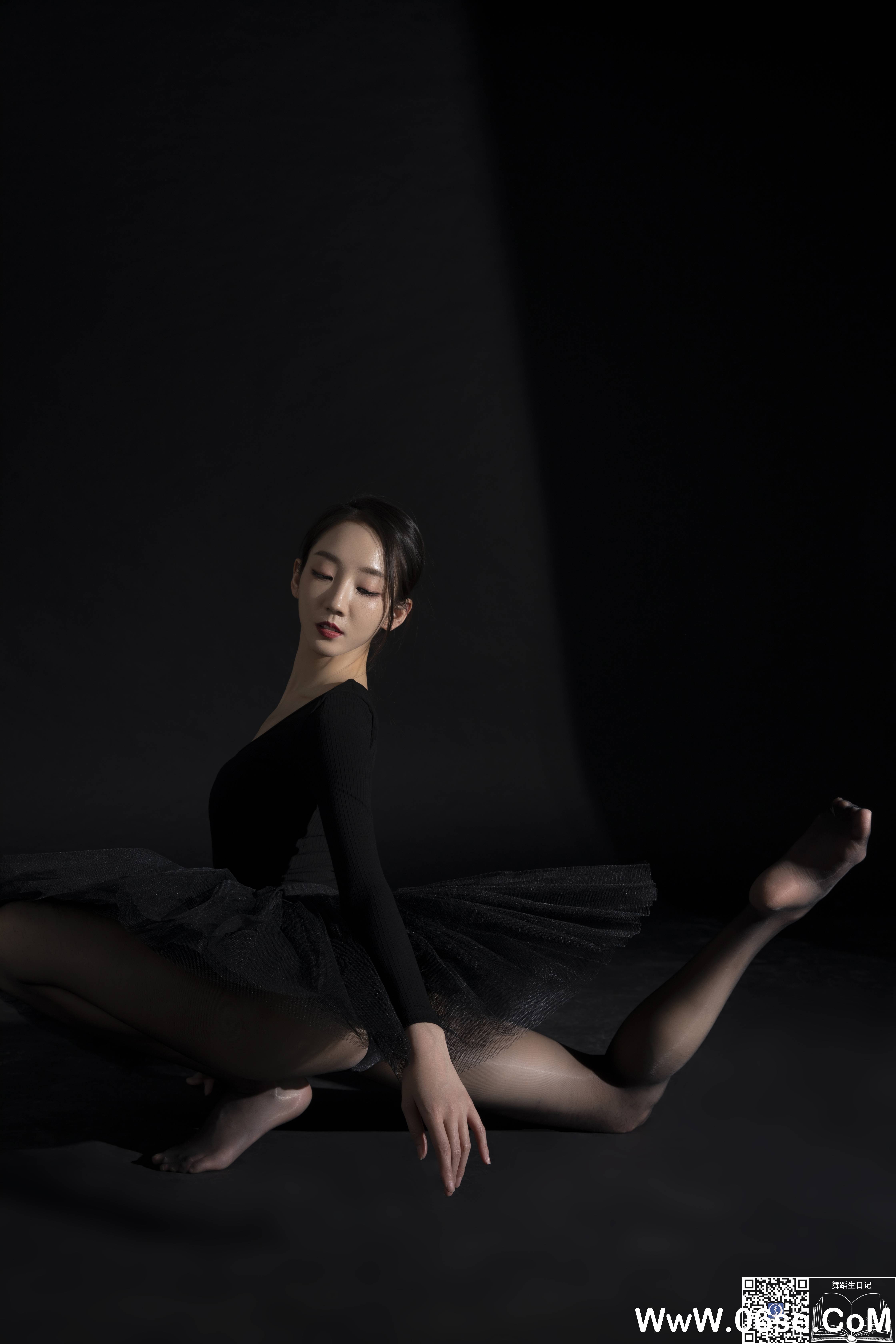 图片[27]-[GALLI嘉丽]舞蹈生日记 099 – 清清老师[44P335M]-六色网