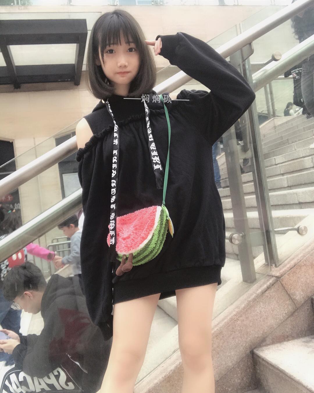 图片[980]-焖焖碳 NO.001 – 微博图片视频打包合集[1459P+98V657M]-六色网